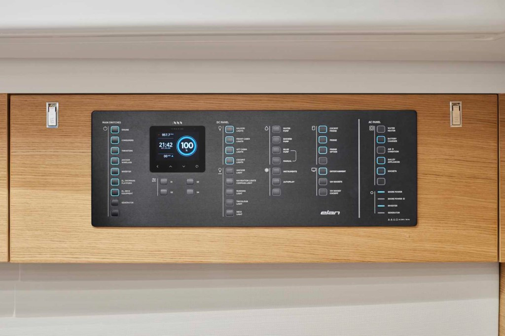 Yacht ELAN - E6 "Odin"