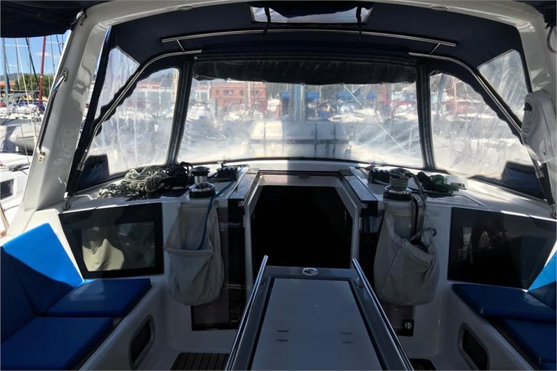 Yacht BENETEAU - Oceanis 45 "Alboran Gin Fizz"