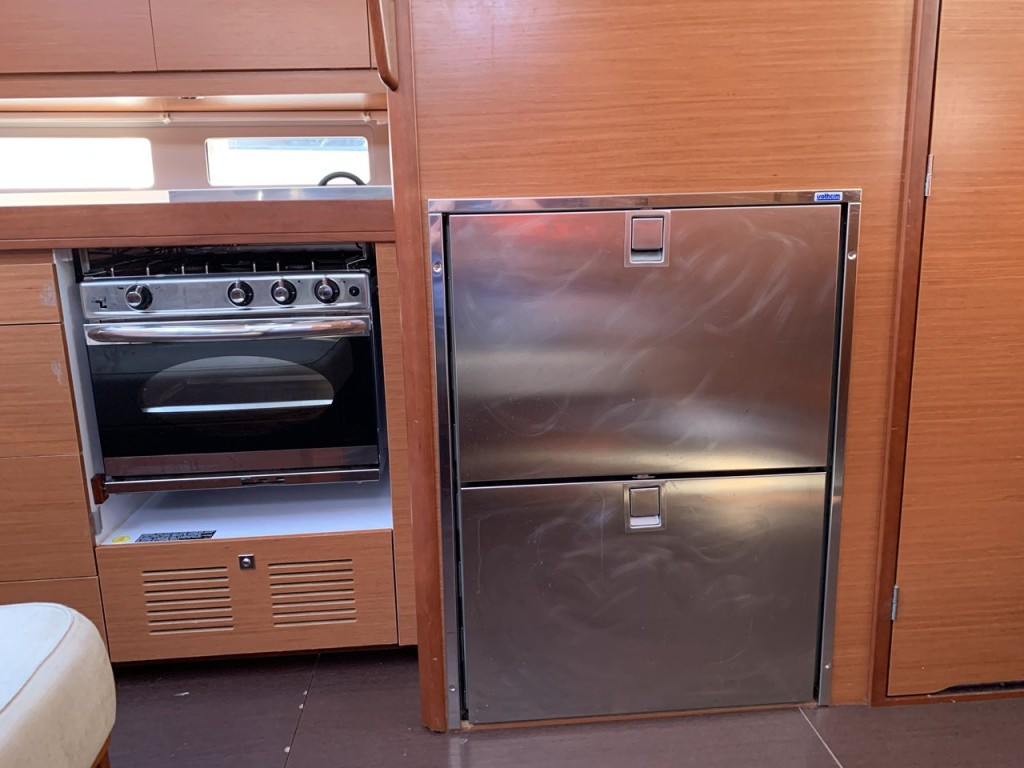 Yacht DUFOUR - 460 Grand Large "Salted Caramel"