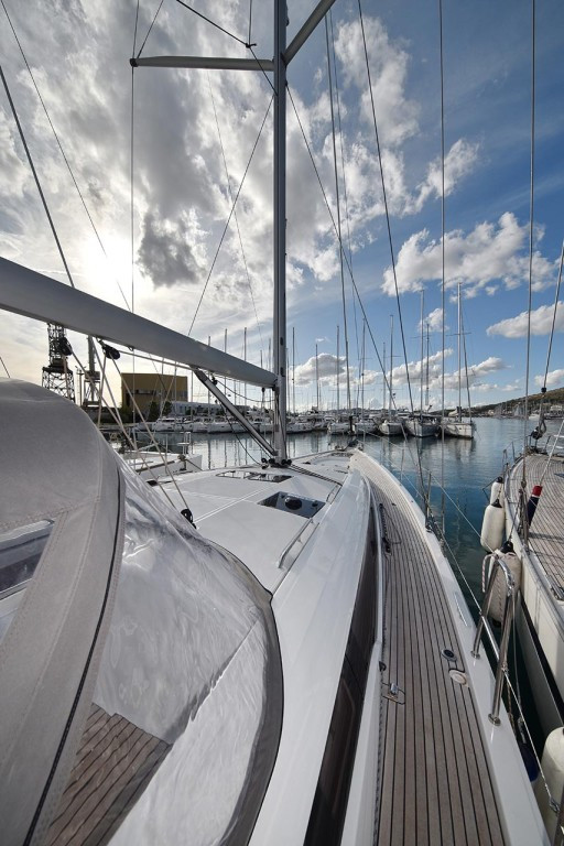 Yacht JEANNEAU - 54 "Mary-Lu"