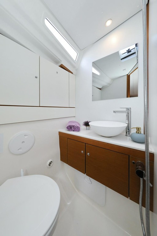 Yacht JEANNEAU - 54 "Mary-Lu"