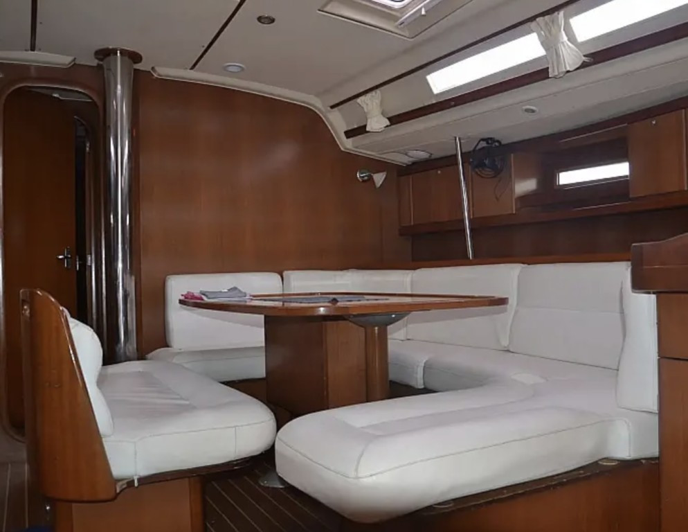 Yacht DUFOUR - 455 Grand Large "Girl"