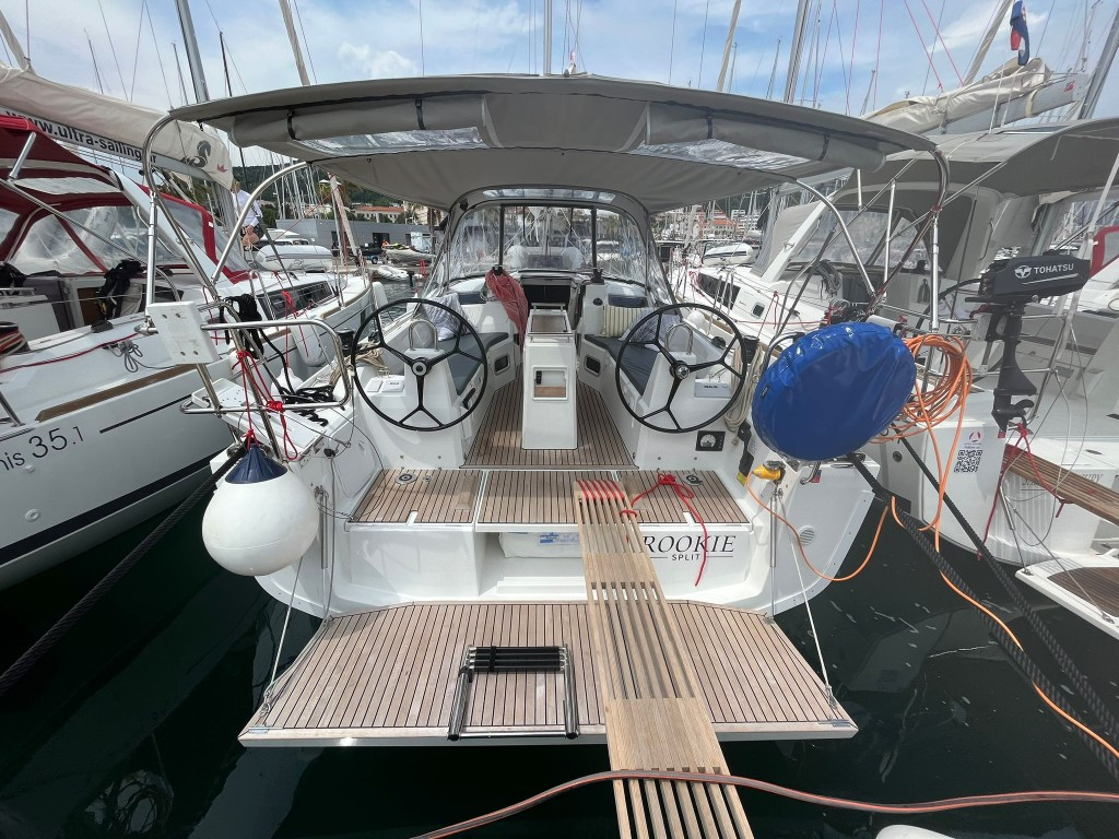 Yacht BENETEAU - Oceanis 34.1 "Rookie"