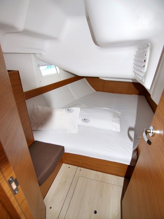 Yacht ELAN - Impression 40 "Lyra"