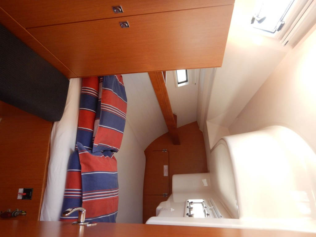 Yacht BAVARIA - Cruiser 33 "Homeoffice"