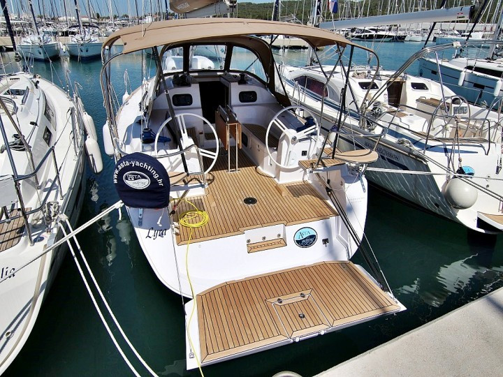 Yacht ELAN - Impression 40 "Lyra"