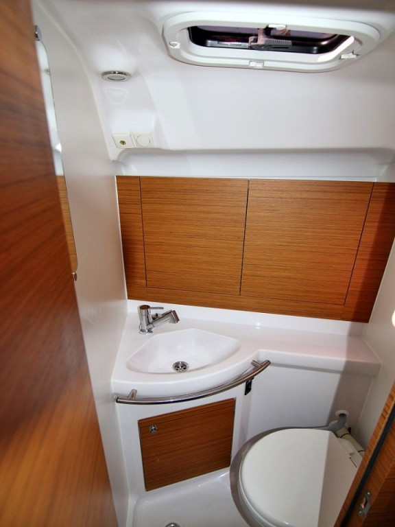 Yacht ELAN - Impression 40 "Lyra"