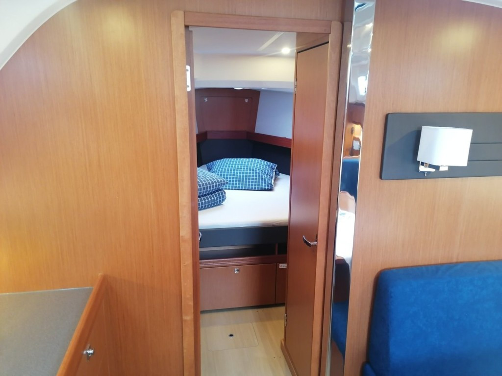 BAVARIA - Cruiser 41 Virginia