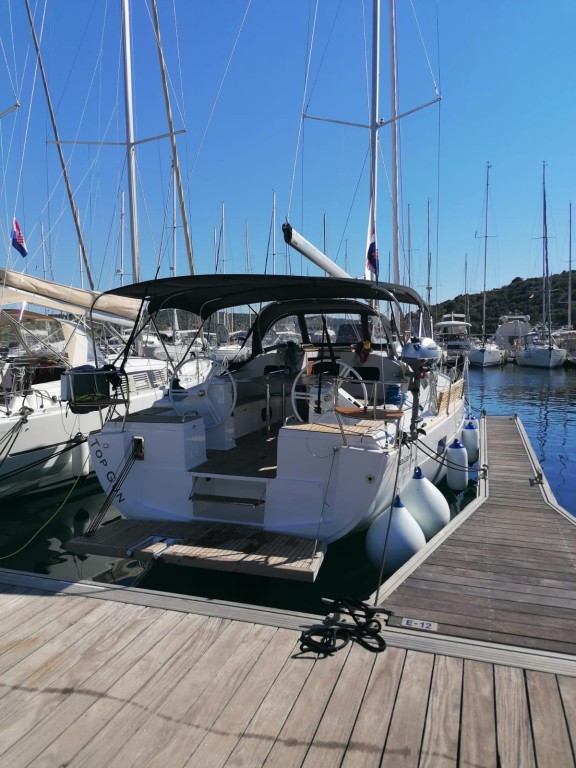 Yacht ELAN - Impression 45.1 "Top Gun"