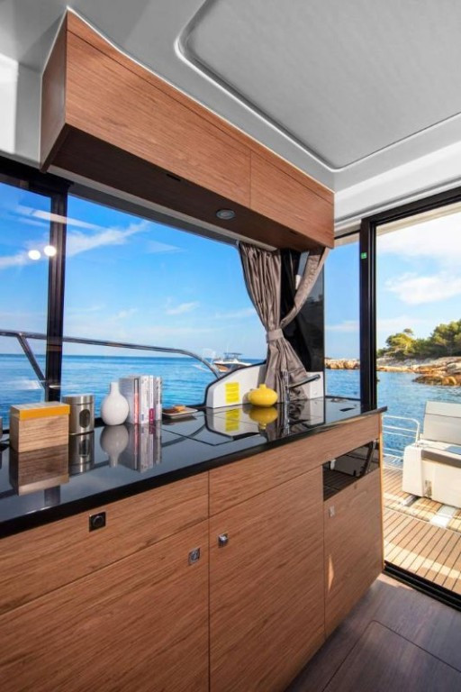 Yacht JEANNEAU - Merry Fisher 1095 fly "Solea"