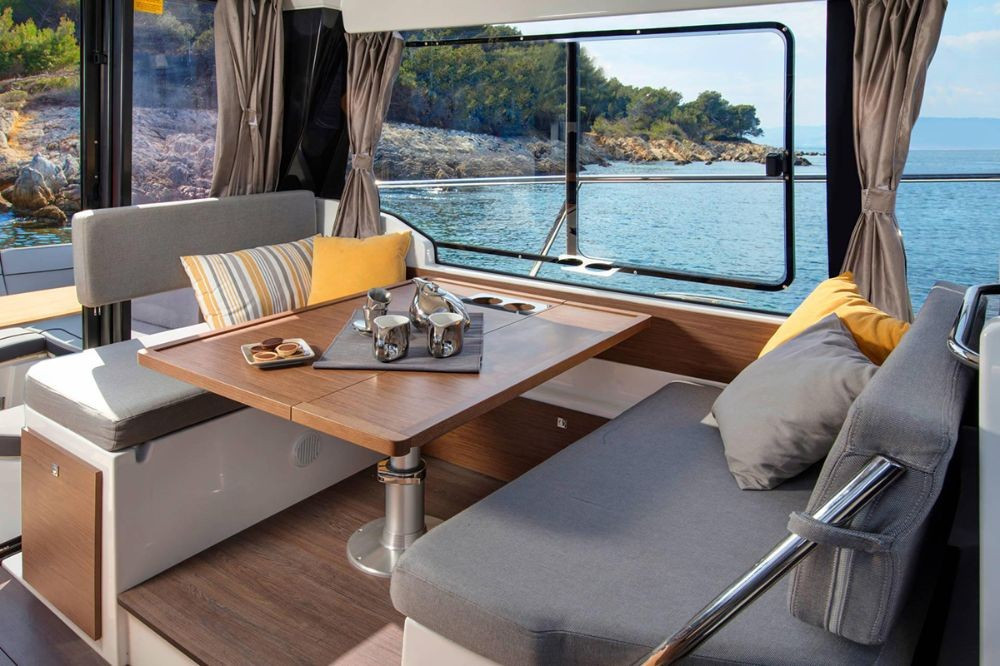 Yacht JEANNEAU - Merry Fisher 1095 fly "Solea"