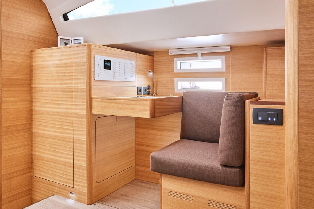 Yacht ELAN - Impression 50.1 "SkyFall"