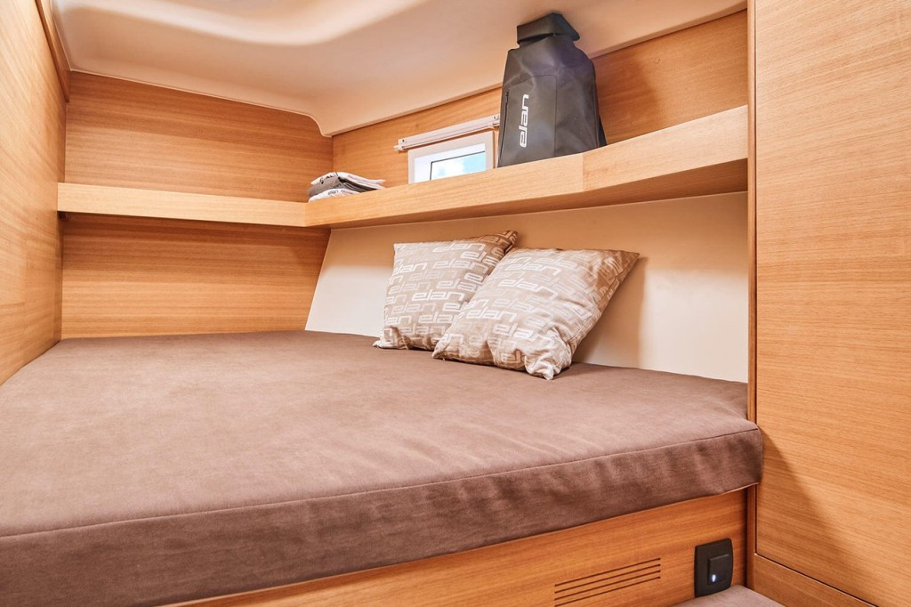 Yacht ELAN - Impression 50.1 "SkyFall"