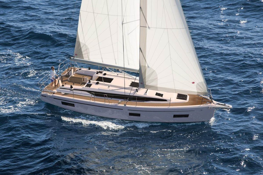 Yacht BAVARIA - C38 "Talia"