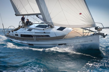 Yacht BAVARIA - Cruiser 37 "Xenia"