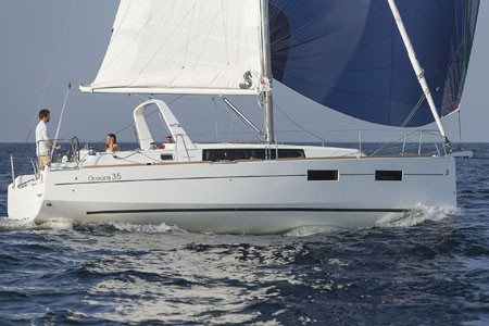 Yacht BENETEAU - Oceanis 35 "Hobbit"
