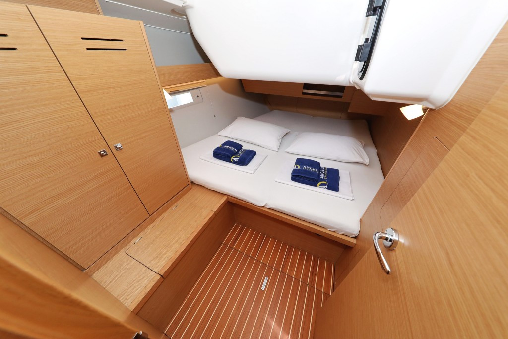 Yacht DUFOUR - 430 Grand Large "Air Star"