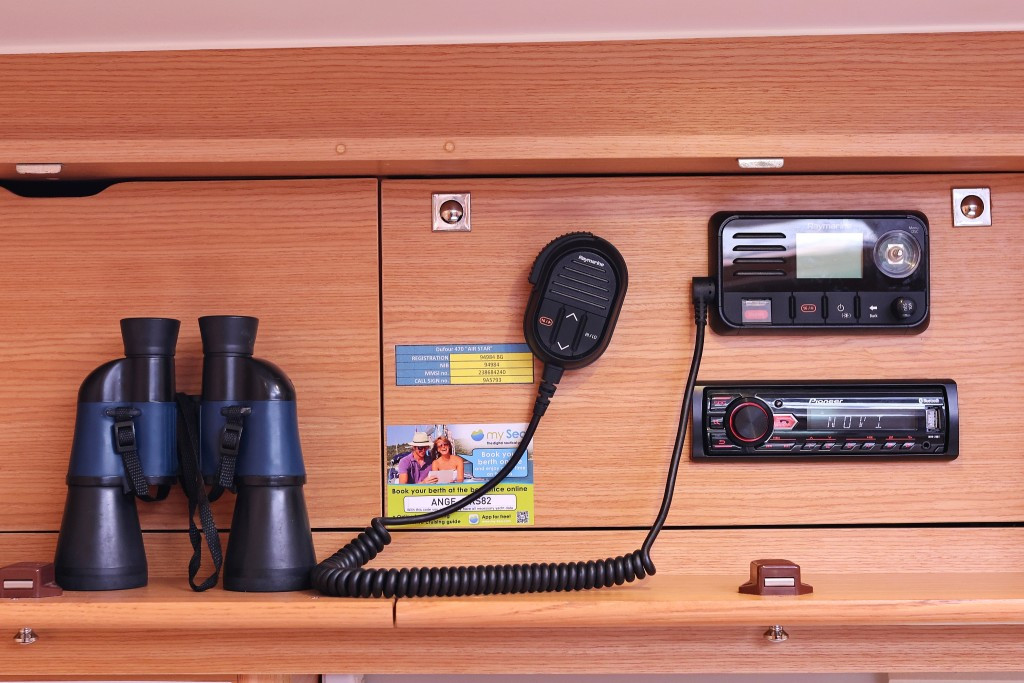 Yacht DUFOUR - 430 Grand Large "Air Star"