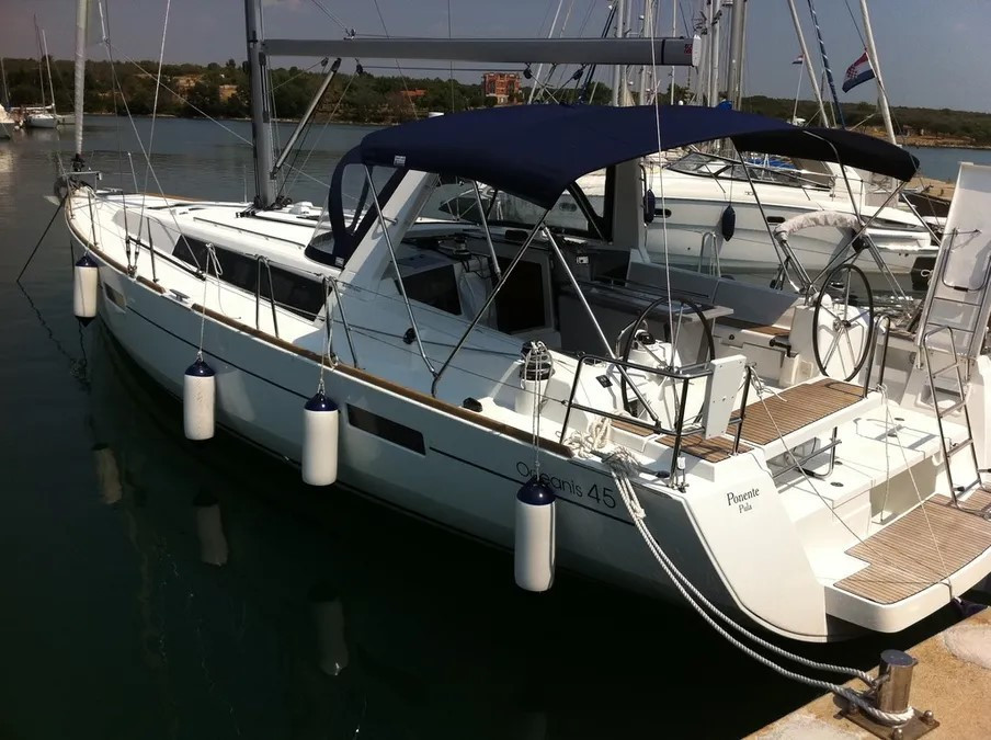 Yacht BENETEAU - Oceanis 45 "Ponente"