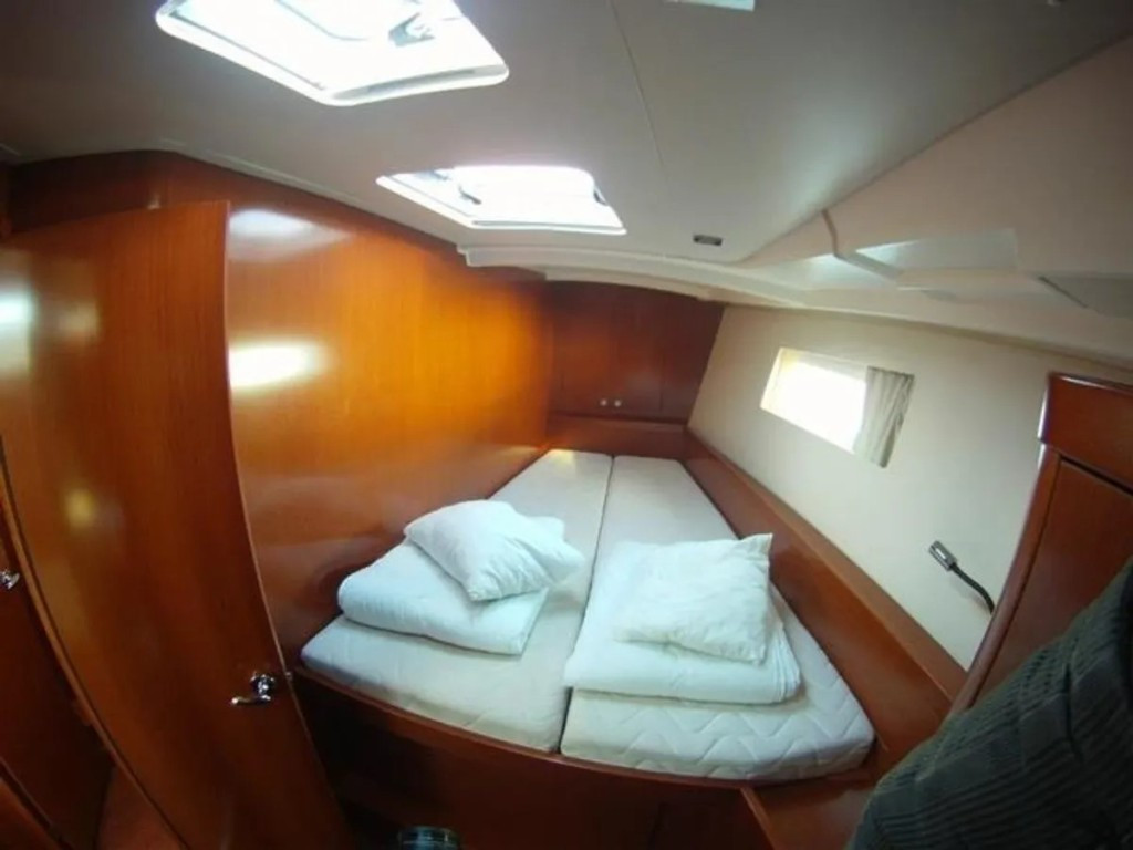 Yacht BENETEAU - Oceanis 45 "Ponente"