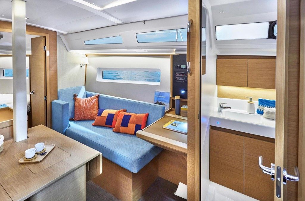 Yacht JEANNEAU - Sun Odyssey 380 "Golden eye"