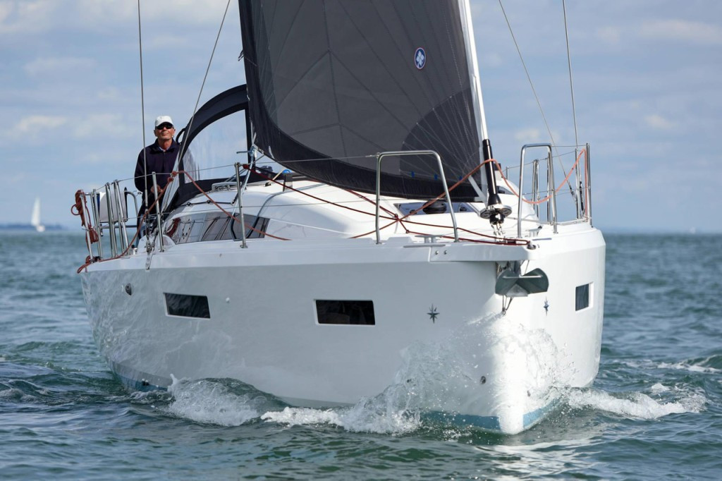 Yacht JEANNEAU - Sun Odyssey 380 "Golden eye"