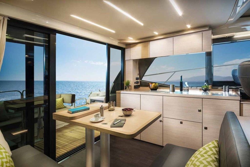 Yacht BAVARIA - R40 Coupe "Nova G"