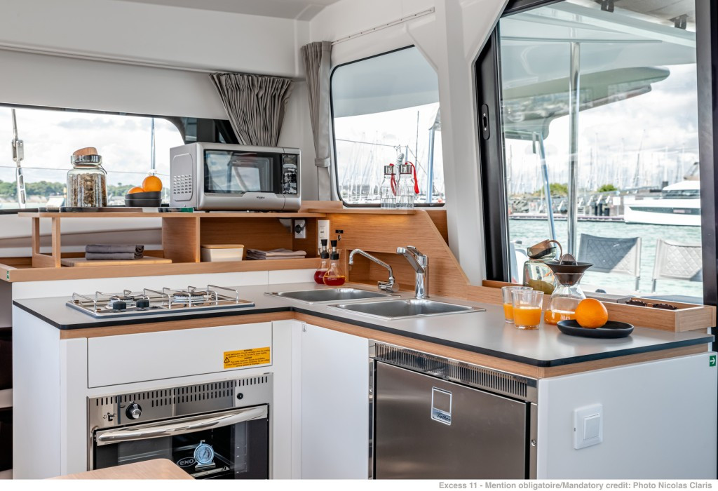 Yacht EXCESS-CATAMARANS - 11 "Lady Ellen"