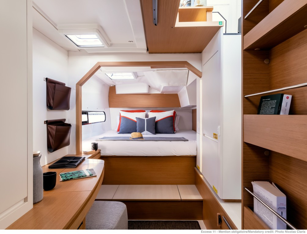 Yacht EXCESS-CATAMARANS - 11 "Lady Ellen"