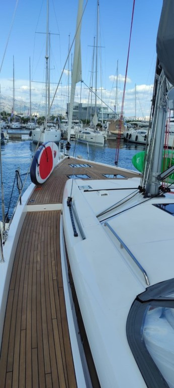 Yacht BENETEAU - Oceanis 54 "Spring Song"