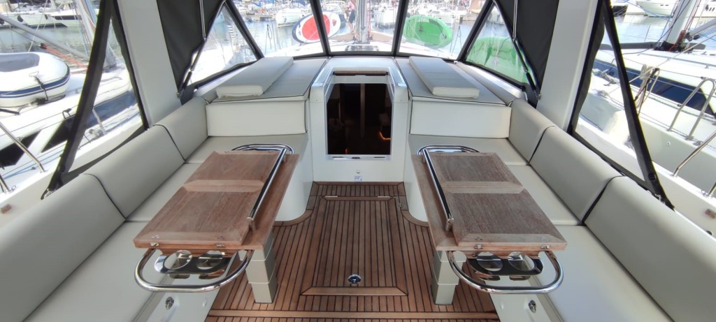 Yacht BENETEAU - Oceanis 54 "Spring Song"
