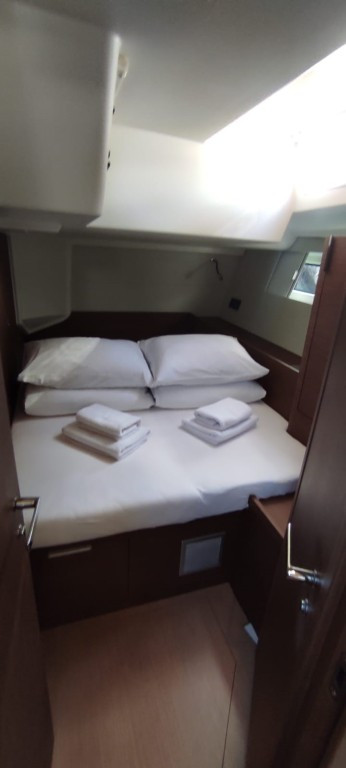 Yacht BENETEAU - Oceanis 54 "Spring Song"