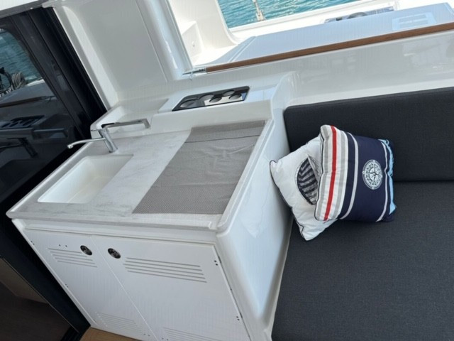 Yacht LAGOON - 46 "Mira"