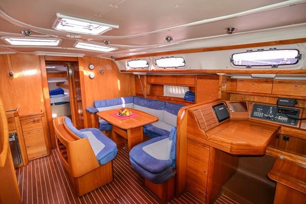 Yacht BAVARIA - 46 Cruiser "2BiSi"