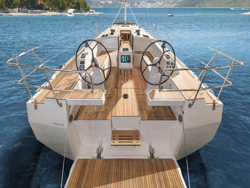 Yacht BAVARIA - C42 "Seaduction"