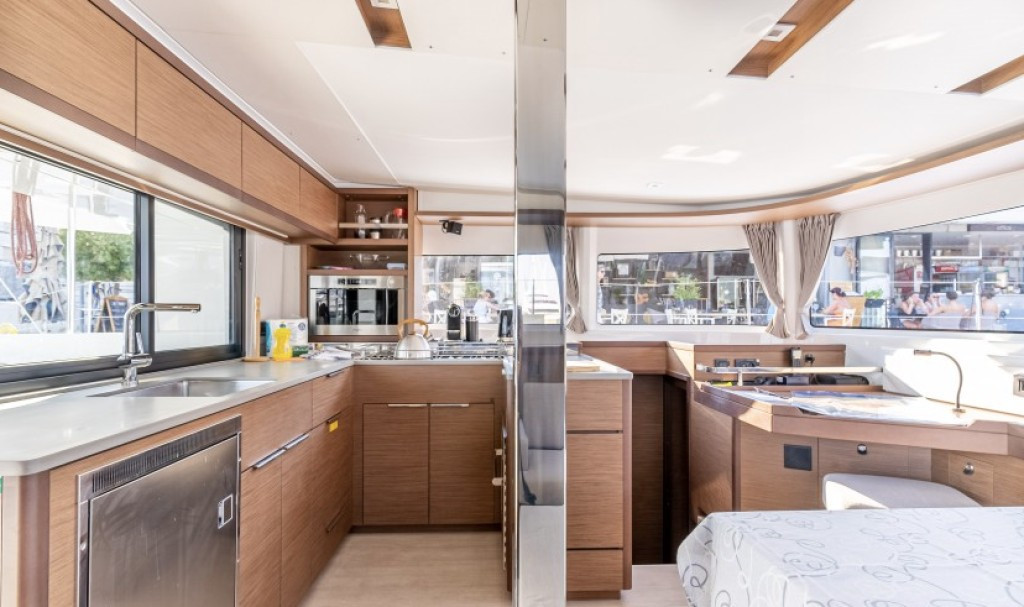 Yacht LAGOON - 46 "La Condesa"