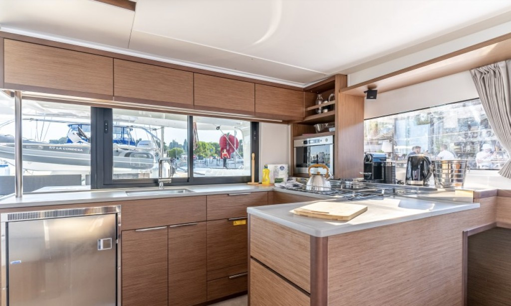 Yacht LAGOON - 46 "La Condesa"