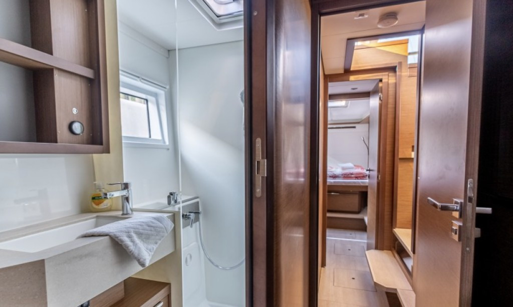 Yacht LAGOON - 46 "La Condesa"