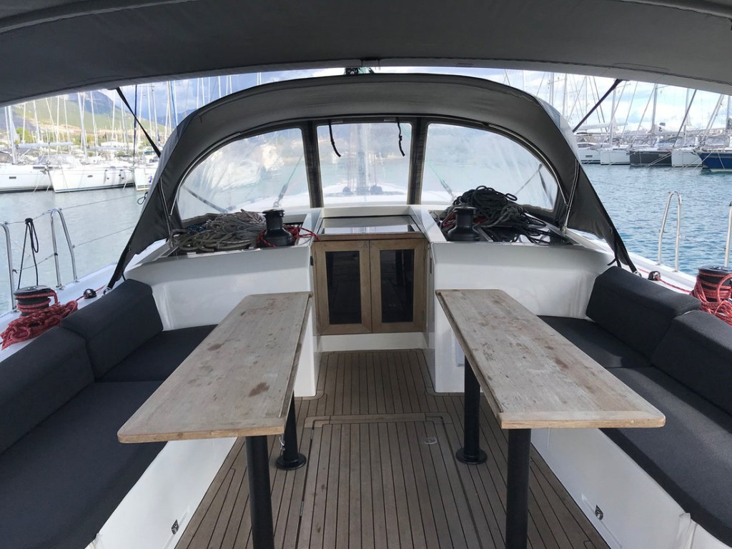 Yacht MORE - 55 "Mrs. Robinson"