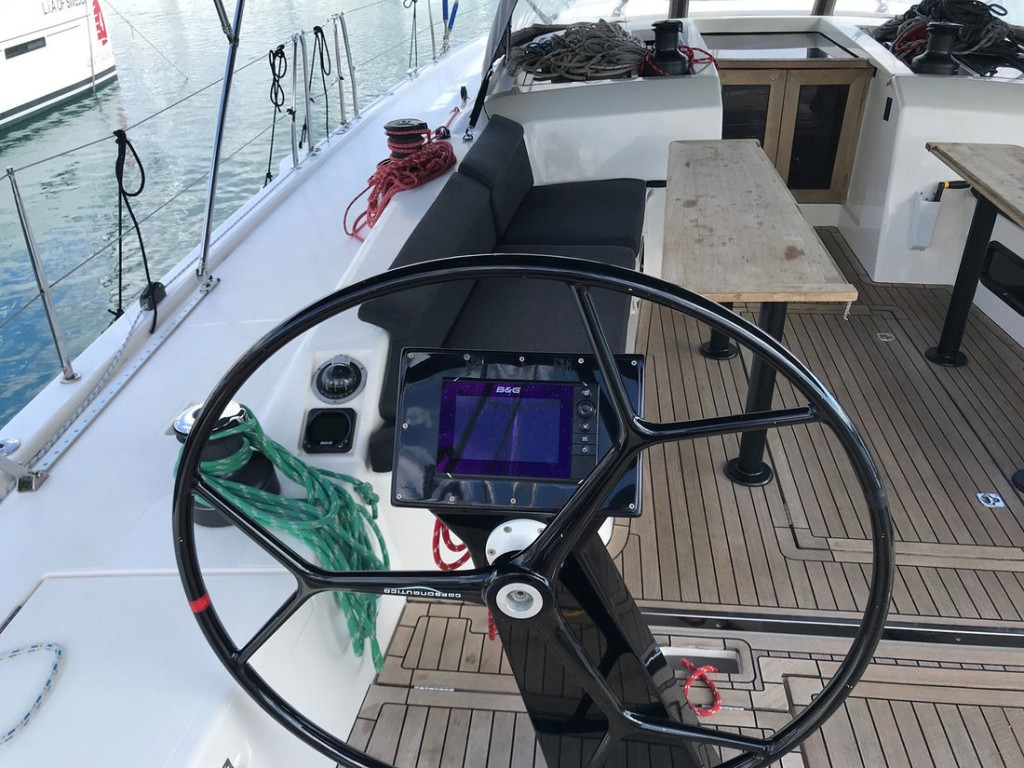 Yacht MORE - 55 "Mrs. Robinson"