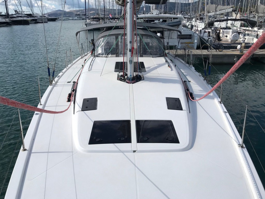 Yacht MORE - 55 "Mrs. Robinson"