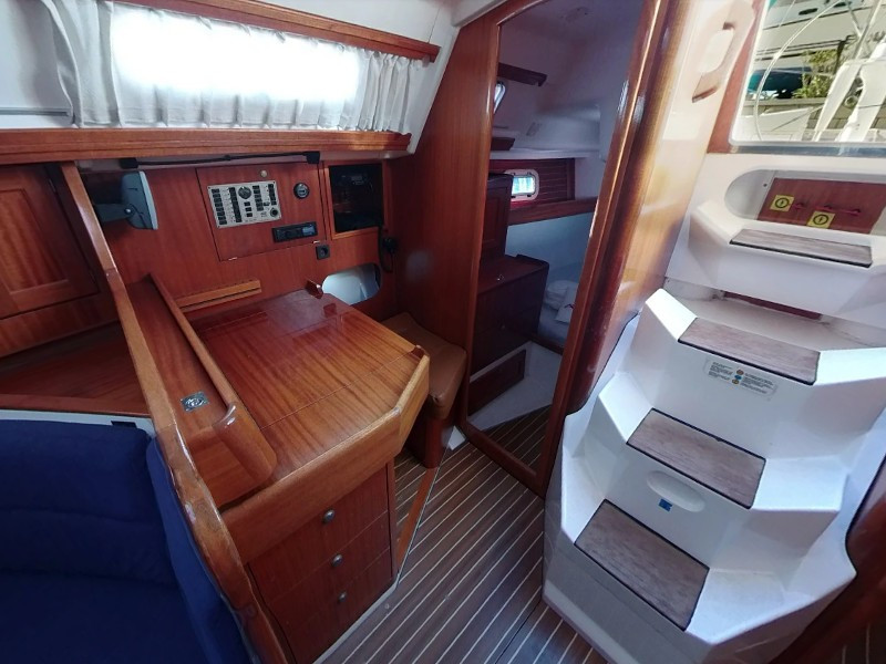 Yacht ELAN - 36 "Smrika"