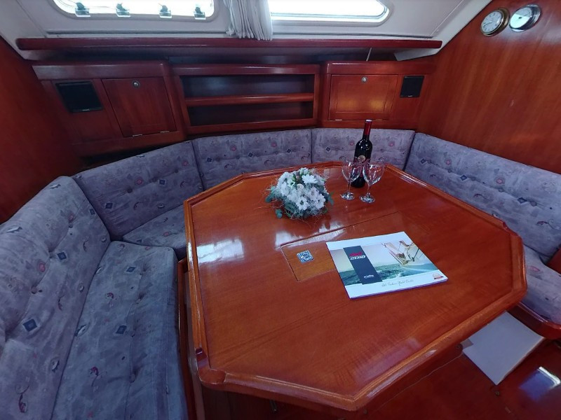 Yacht ELAN - 38 "Zaslav"