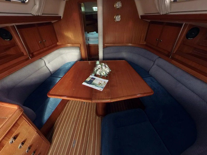 Yacht ELAN - 40 "Crnika"