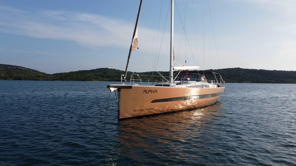 Yacht DUFOUR - 56 Exclusive "Alpina"