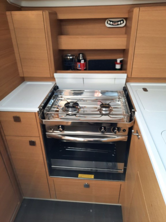 Yacht ELAN - E4 "Raptor"