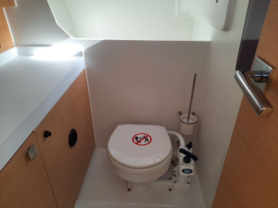 Yacht ELAN - E4 "Raptor"