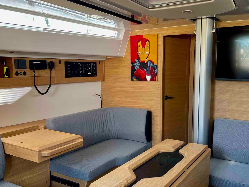 Yacht ELAN - E6 "Iron Man"