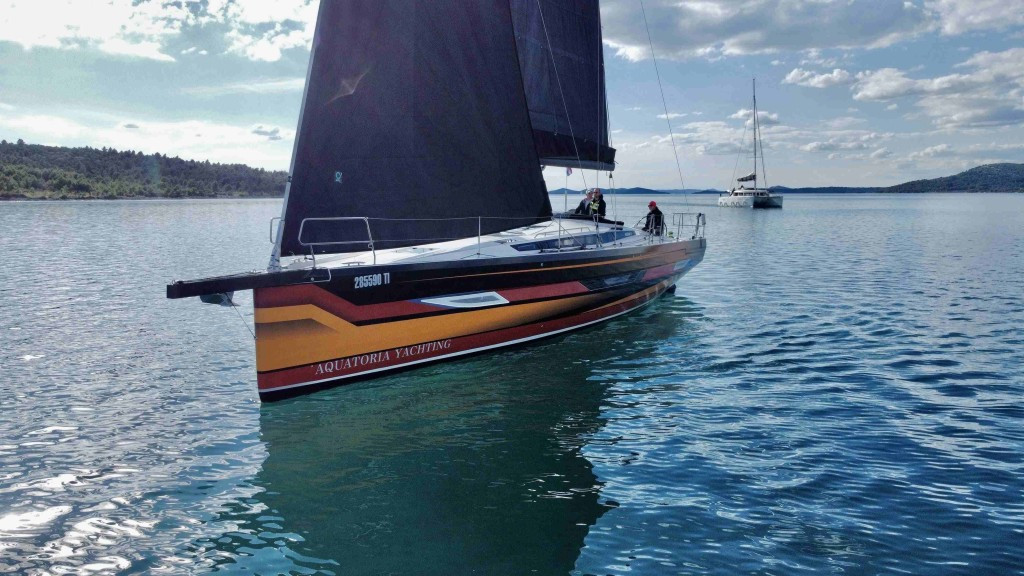 Yacht ELAN - E6 "Iron Man"