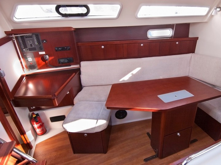 Yacht HANSE - 350 "Ivana"